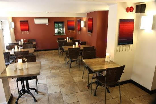The Mitre Inn Knaresborough Exterior foto